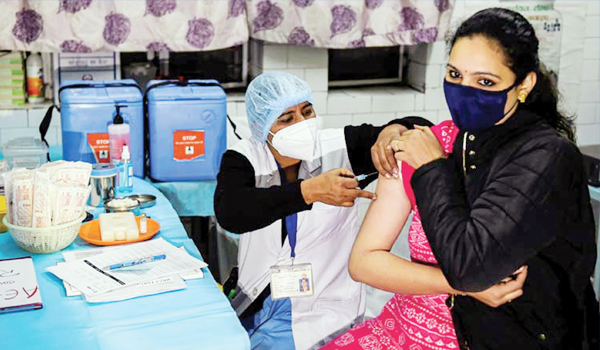 కరోనా కడలిలో రెండో అల..