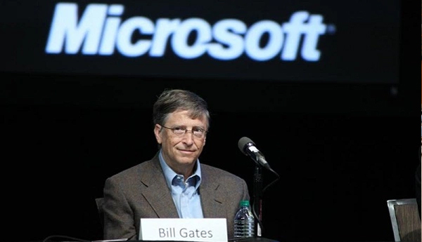 బిల్‌ గేట్స్‌పై మైక్రోసాఫ్ట్‌ దర్యాప్తు