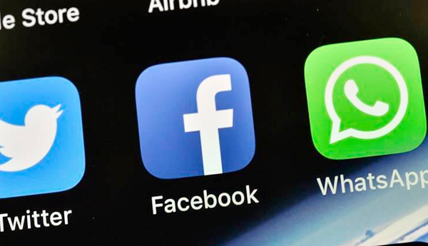 Facebook : ఆరు గంటల పాటు నిలిచిన ఫేస్‌బుక్‌.. 52 వేల కోట్ల నష్టం ..!