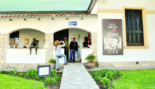 Che-Guevara-Museum-Film-Series