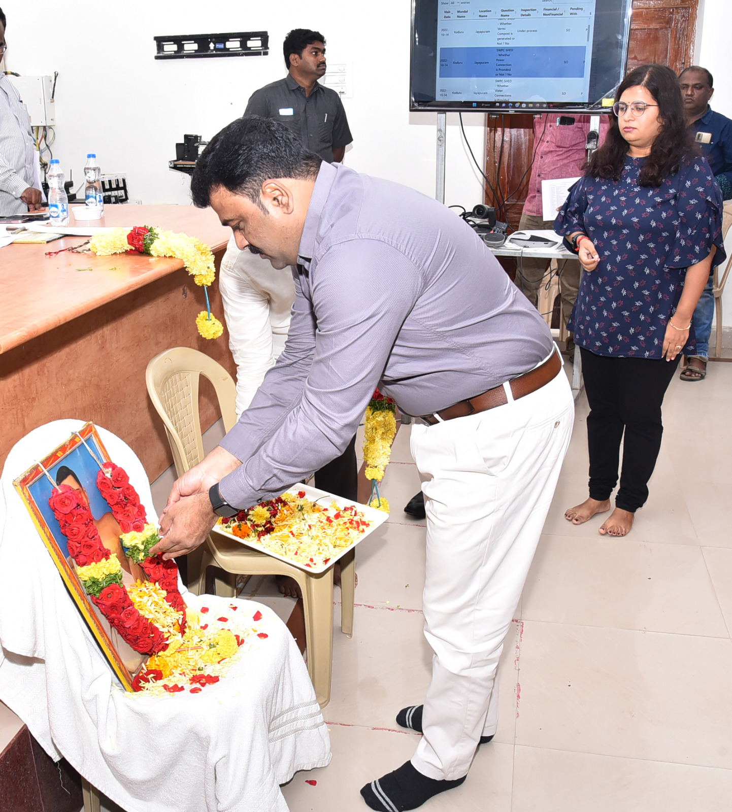 పొట్టి శ్రీరాములుకు ఘన నివాళి