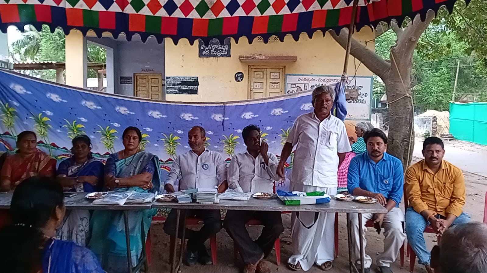 గ్రామాల్లో అభివృద్ధికి ప్రత్యేక చర్యలు : కంబపు