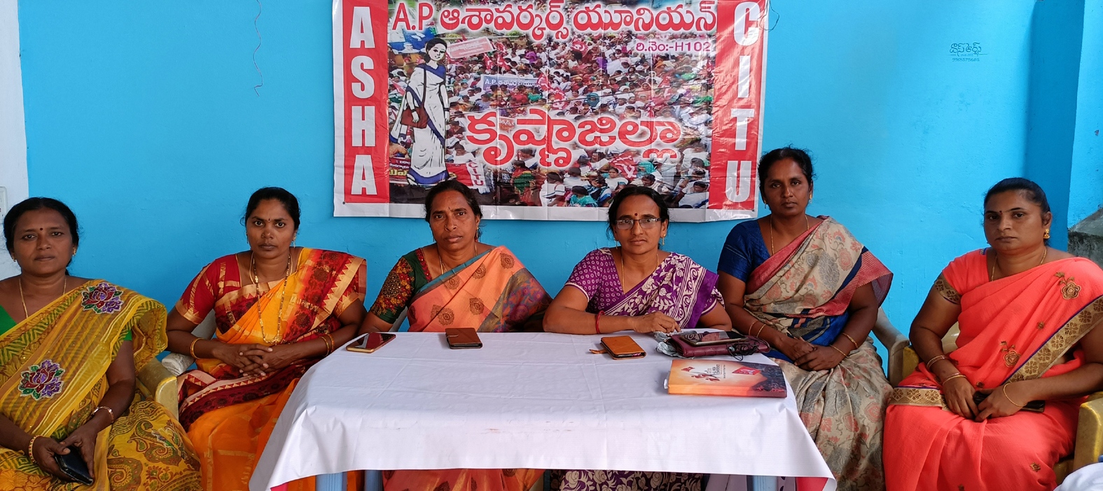 ఆశ వర్కర్ల సమస్యల పరిష్కారానికి 21న ధర్నా