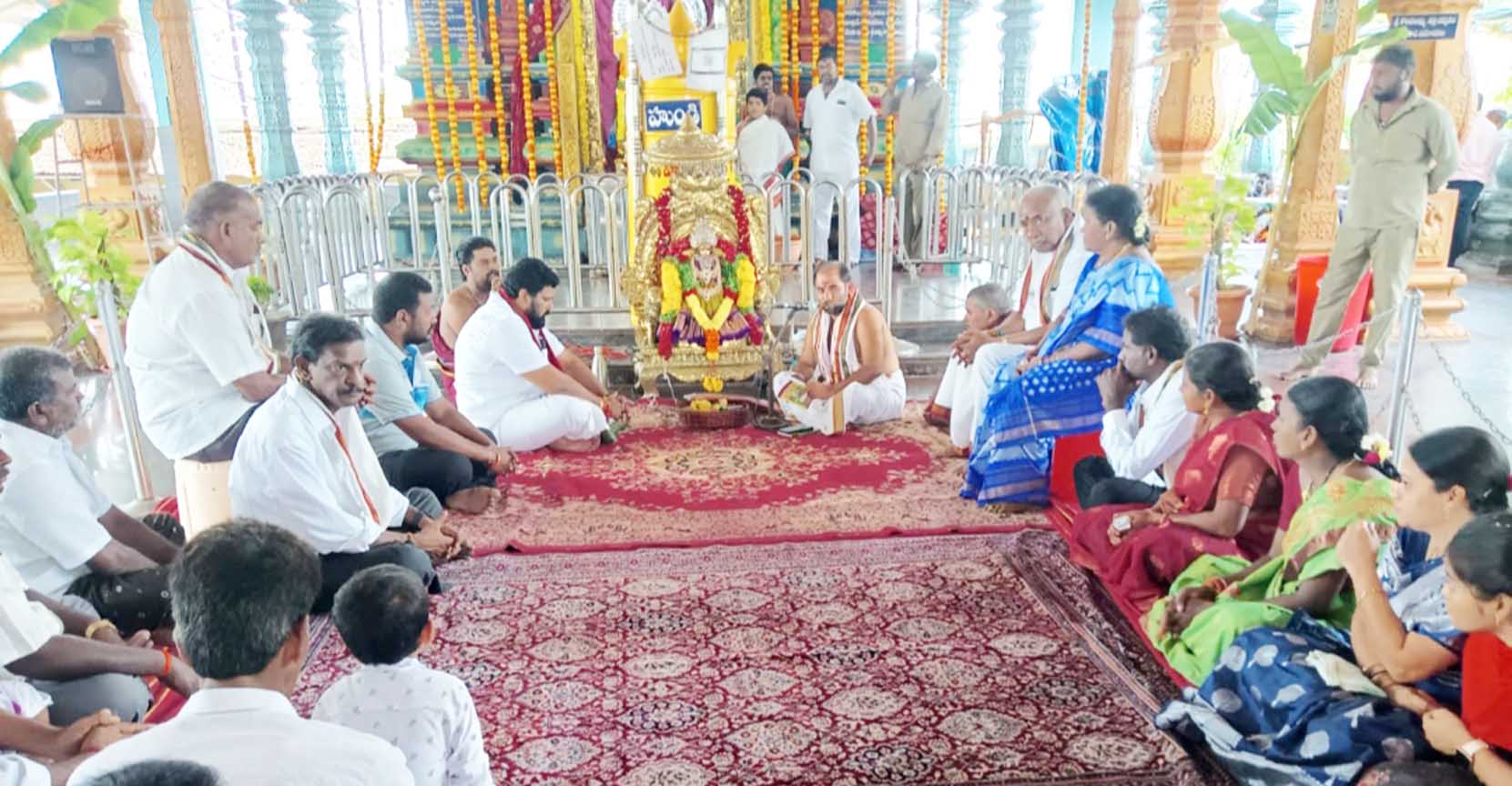 కొండాలమ్మ ఆలయంలో పంచాంగ పఠనం