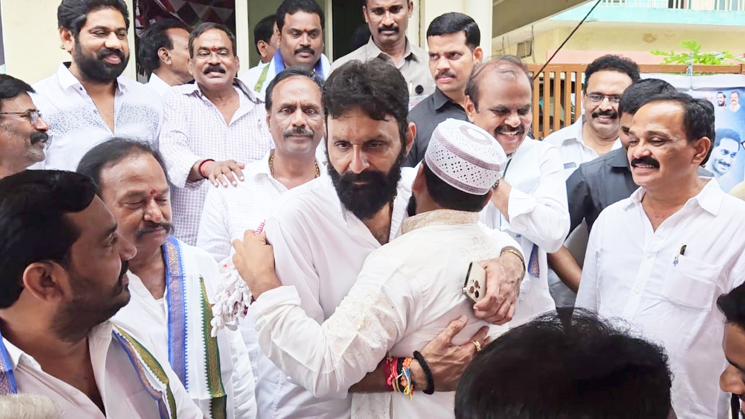 జిల్లావ్యాప్తంగా రంజాన్‌ వేడుకలు
