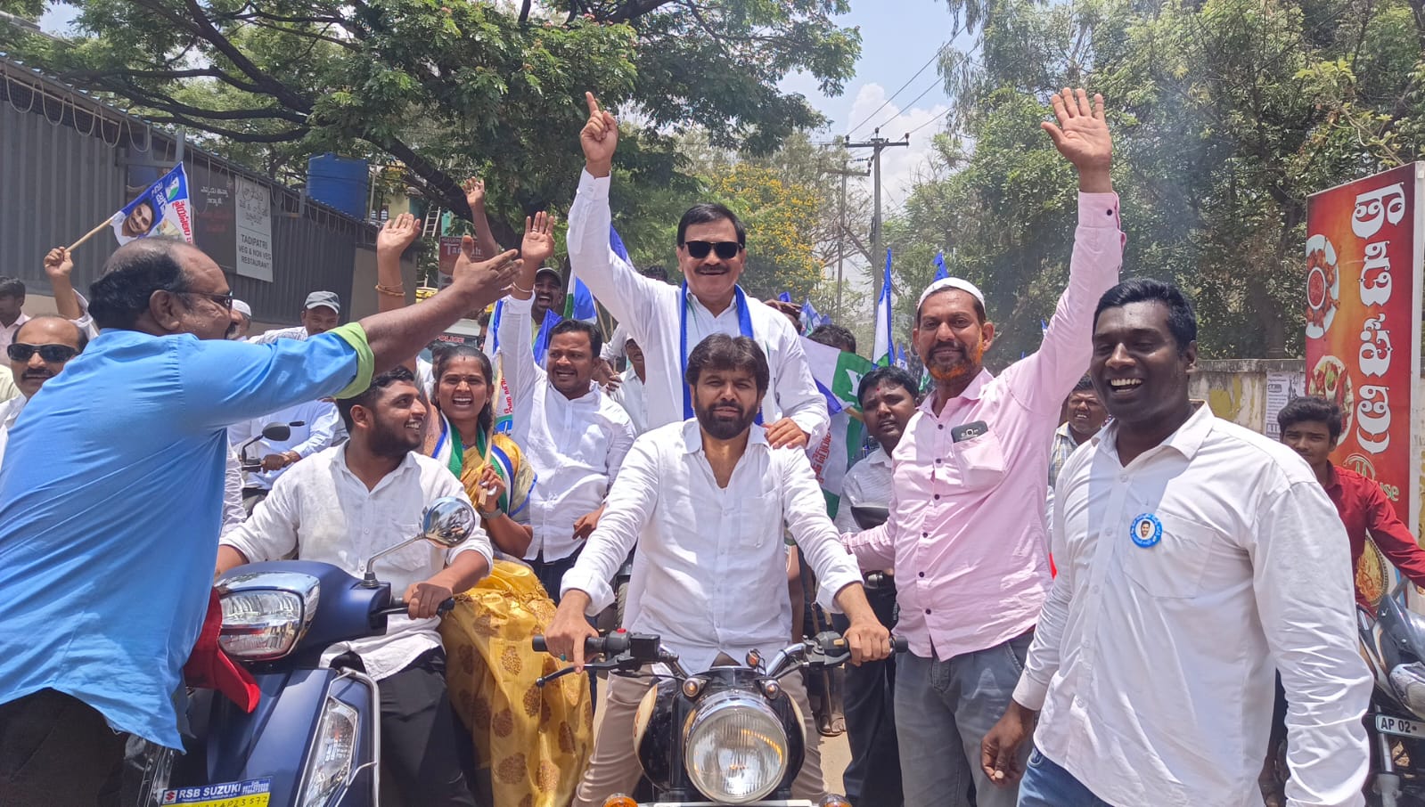 జనంలో జగన్‌పై పూర్తి నమ్మకం : ఎమ్మెల్సీ ఇక్బాల్‌