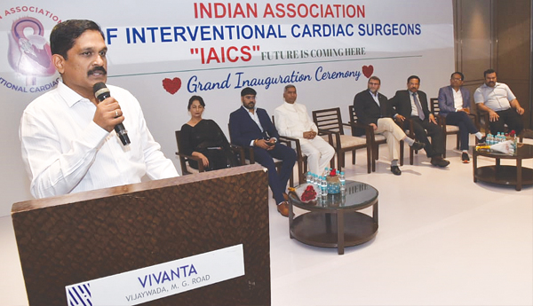 Knowledge-of-modern-surgical-procedures-is-essential