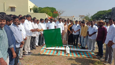 ఎమ్మెల్యే శ్రీధర్‌రెడ్డి