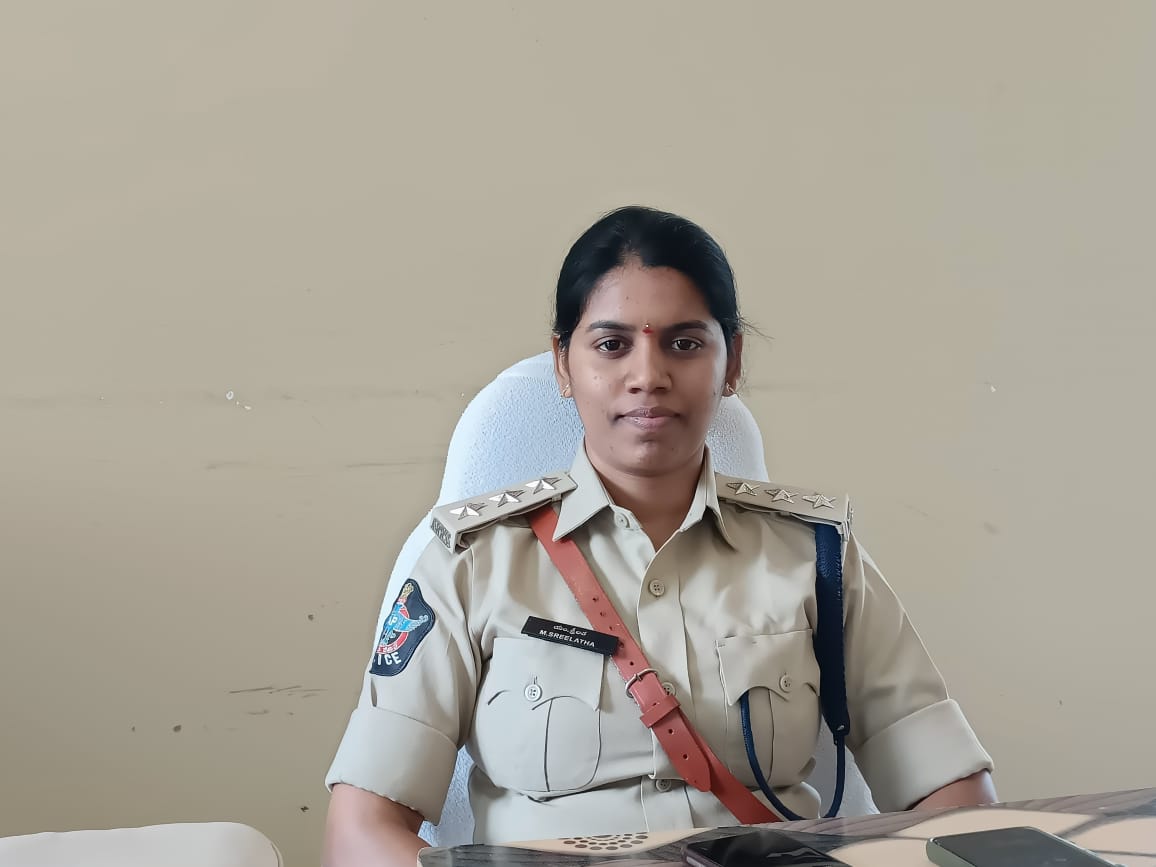 కదిరి డీఎస్పీ బాధ్యతల స్వీకరణ