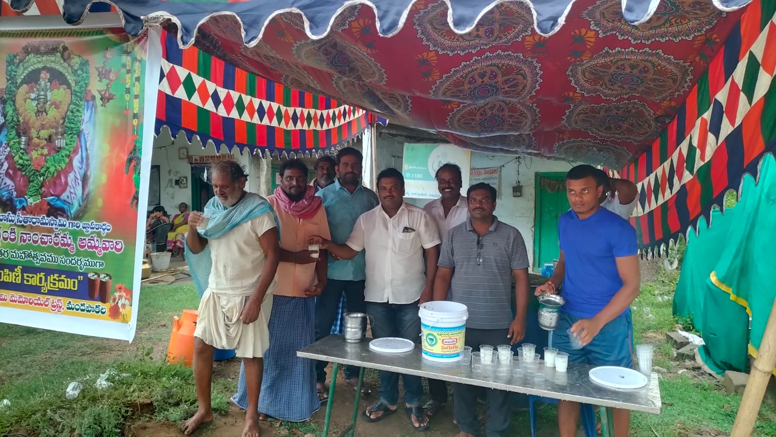 2000 మందికి మజ్జిగ పంపిణీ