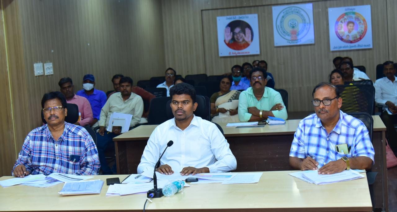 రీసర్వే పనులు వేగవంతం