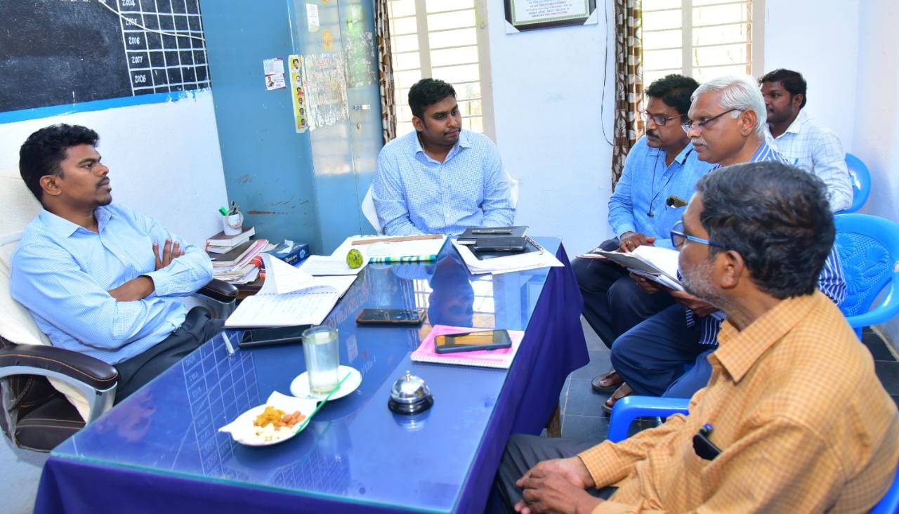 వేగవంతంగా నాడు-నేడు పనులు