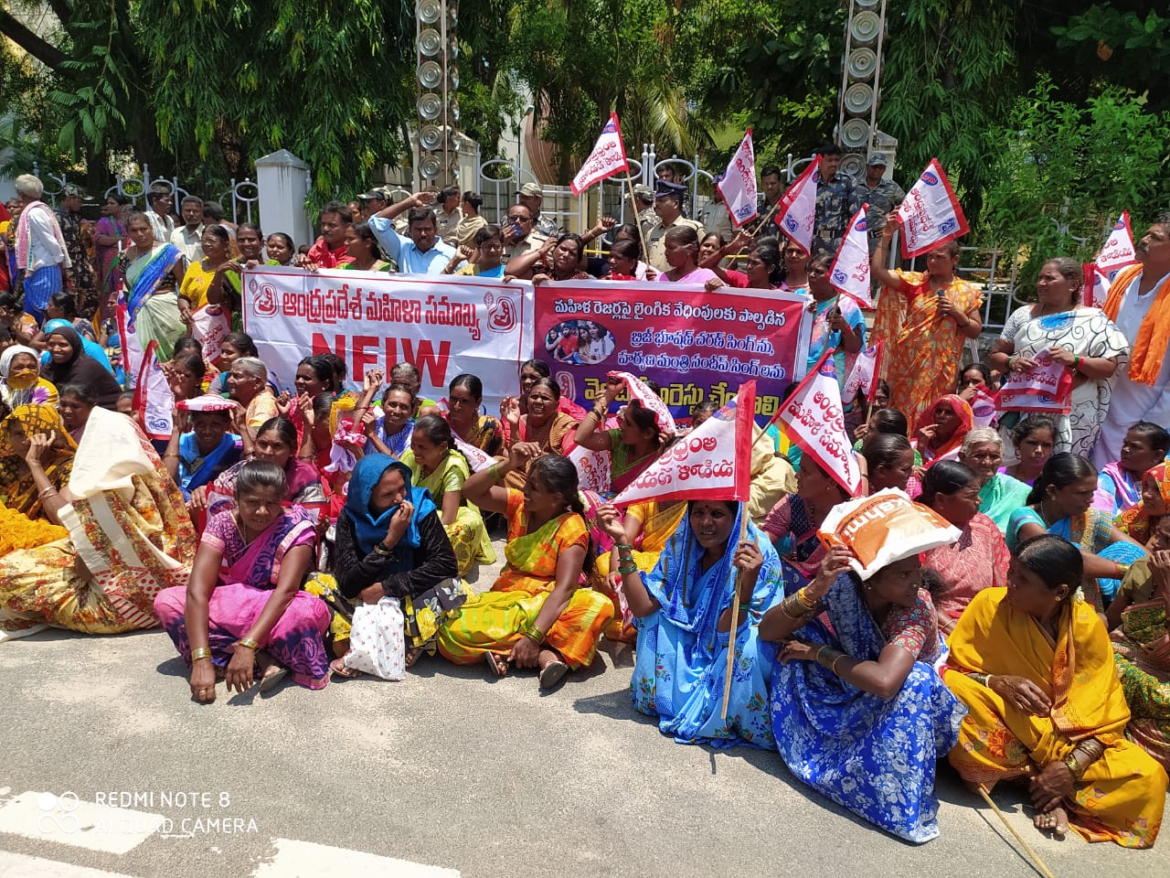 'ఉపాధి'పై కేంద్రం దాడి