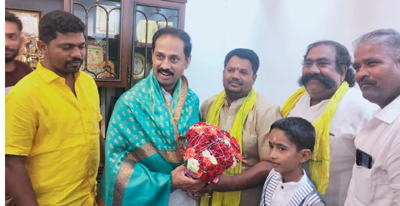 సభ్యులుగా సుధాకర్‌