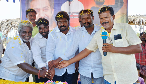 jr-ntr-birth-day-celebrations-in-kona