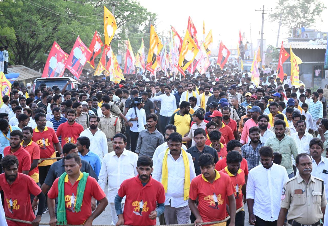 యువగళం పాదయాత్రలో నారా లోకేష్‌