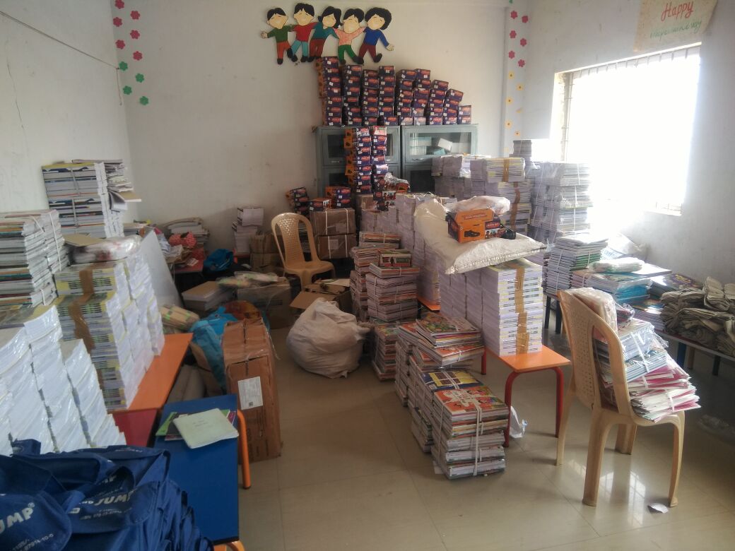 విద్యాలయం.. వ్యాపార నిలయం..!