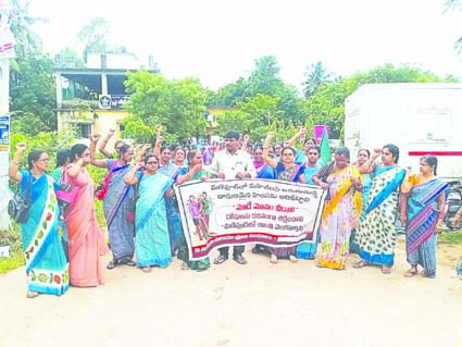 మాణిపూర్‌ అఘాయిత్యాలపై కేంద్రం స్పందించాలి