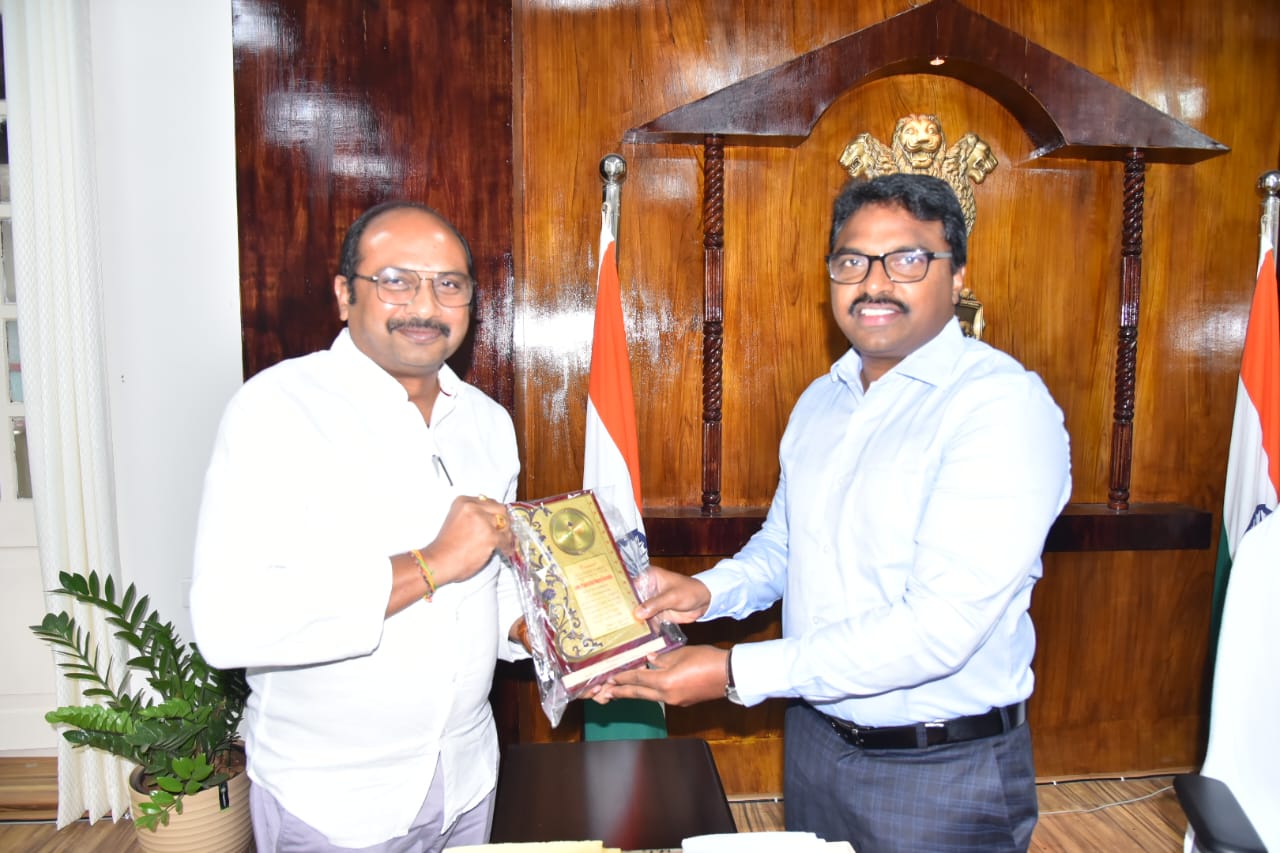 గృహ నిర్మాణాల్లో కృష్ణాజిల్లా ఉత్తమ ప్రతిభ