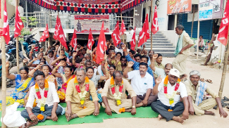 కార్మికులకు ఇపిఎఫ్‌, ఇఎస్‌ఐ అమలు చేయాలి