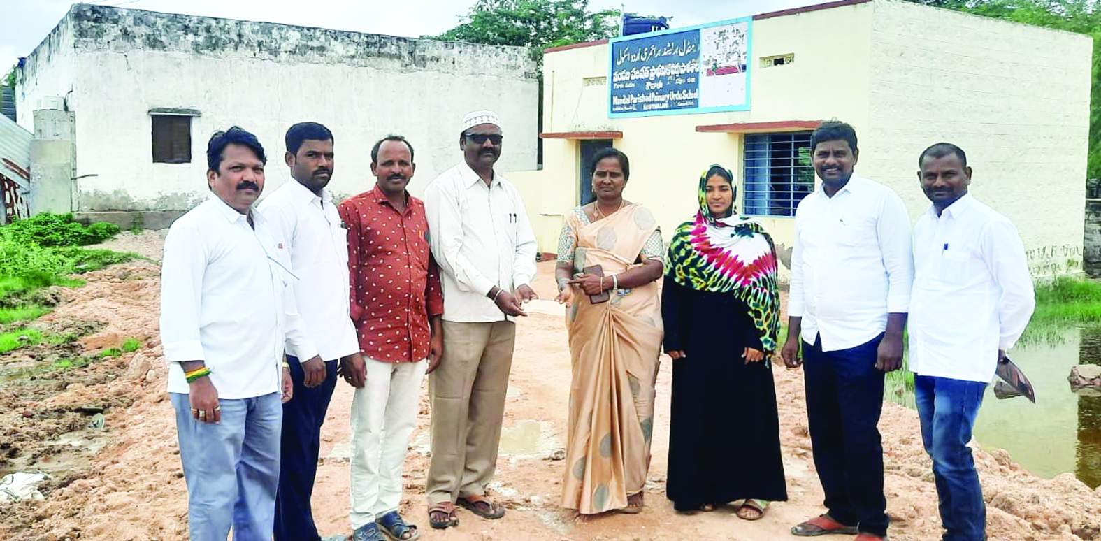 గరుసు వేసిన సభ్యులు