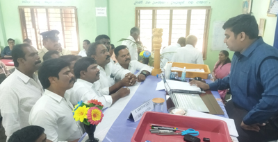 ఇసుక తరలింపును ఆపండి