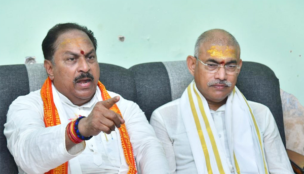 ycp-ministers-fire-on-pavan