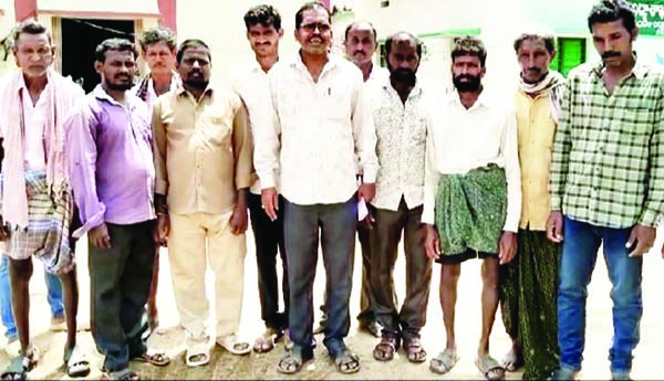 బకాయి వేతనాలు విడుదల చేయాలి