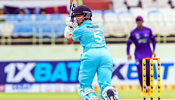 కోస్టల్‌ రైడర్స్‌ విజయం