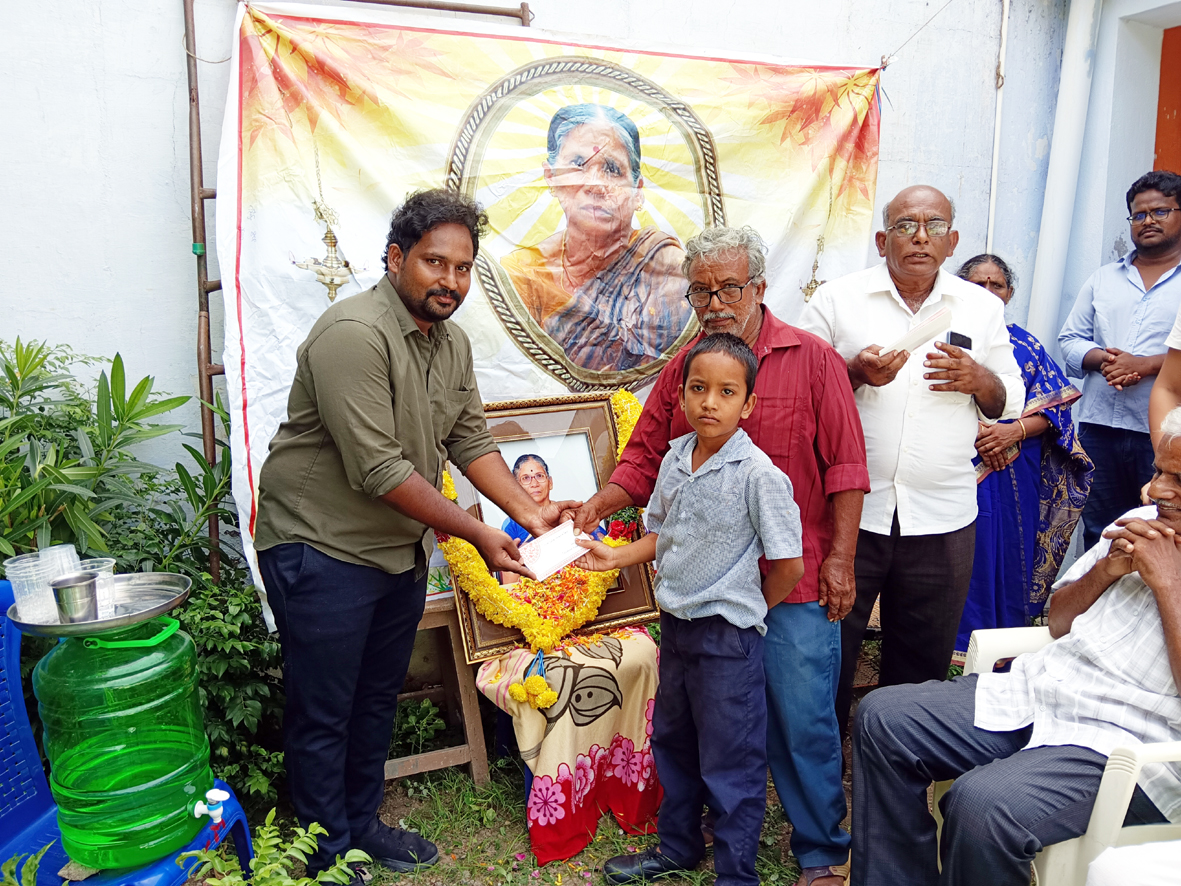 ఆదర్శనీయం లక్ష్మమ్మ జీవితం