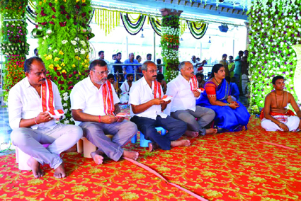  వాడపల్లిలో ముగిసిన పవిత్రోత్సవాలు