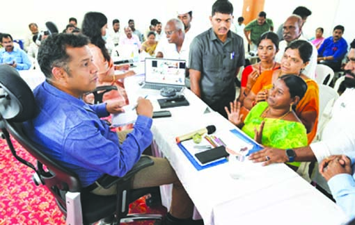 'స్పందన'లో ప్రజా సమస్యల పరిష్కారం