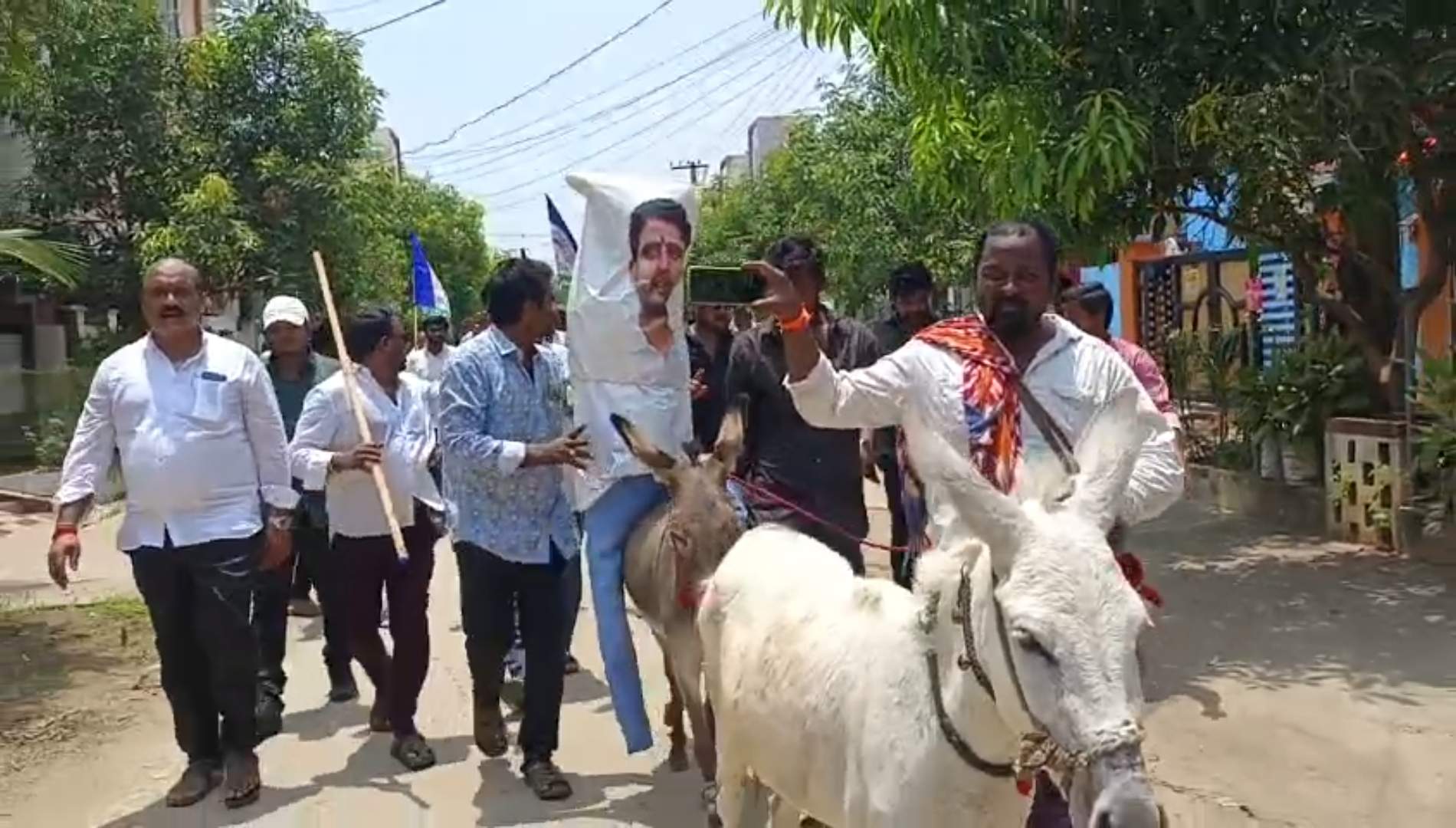 లోకేష్‌ వ్యాఖ్యలపై వైసిపి నేతల ఆగ్రహం