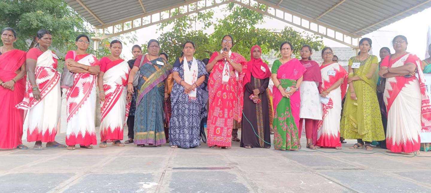 హింసను ప్రోత్సహిస్తున్న ప్రభుత్వాలు