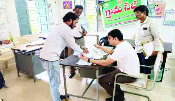 ఓటర్ల జాబితా పక్కాగా ఉండాలి