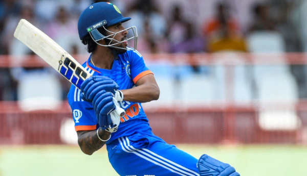 /Tilak-Verma-half-century-India-152/7-in-20-overs