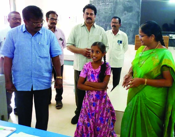 విద్యార్థులు లక్ష్యాన్ని నిర్ధేశించుకోవాలి