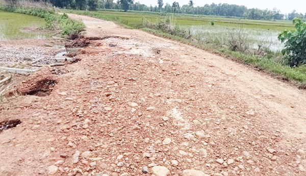 నత్తనడకన 'గడప గడపకు' పనులు