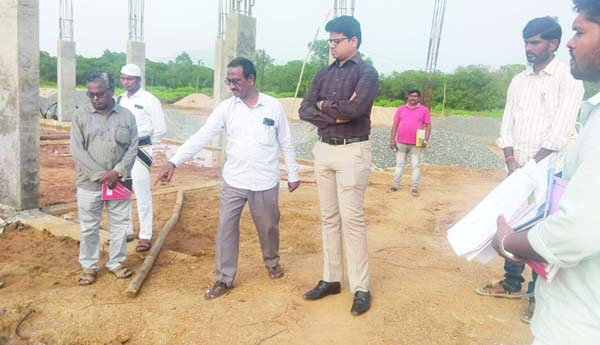  భవన నిర్మాణాలు పరిశీలన