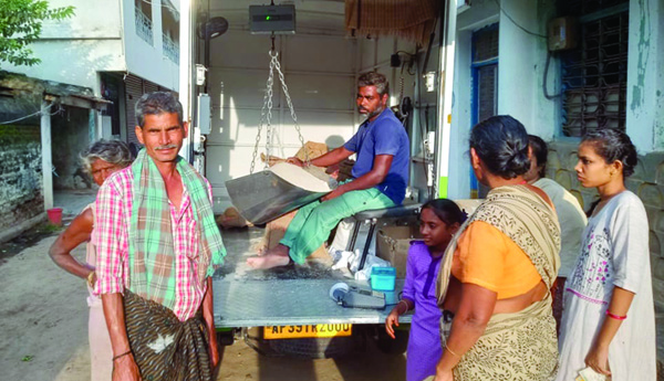 రేషన్‌కు కోత!