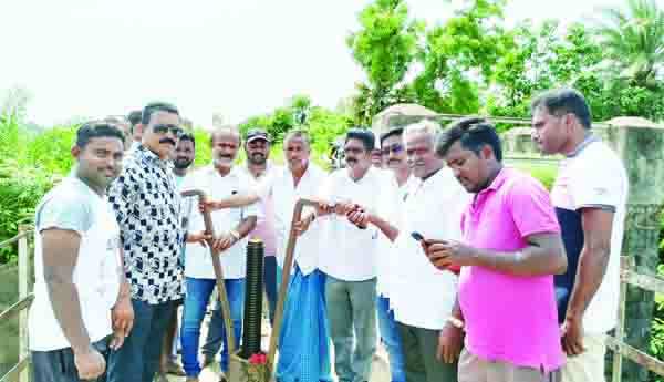 రిజర్వాయర్‌ నీరు విడుదల