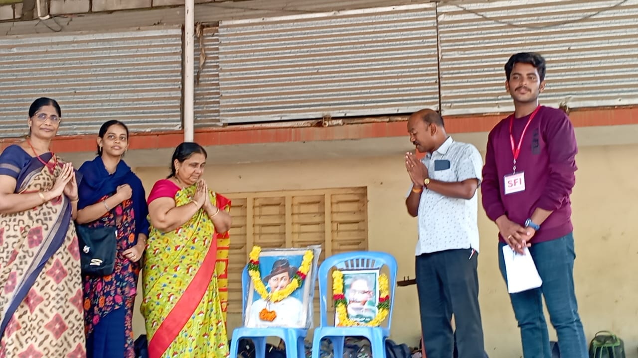 భగత్‌సింగ్‌కు ఘన నివాళి