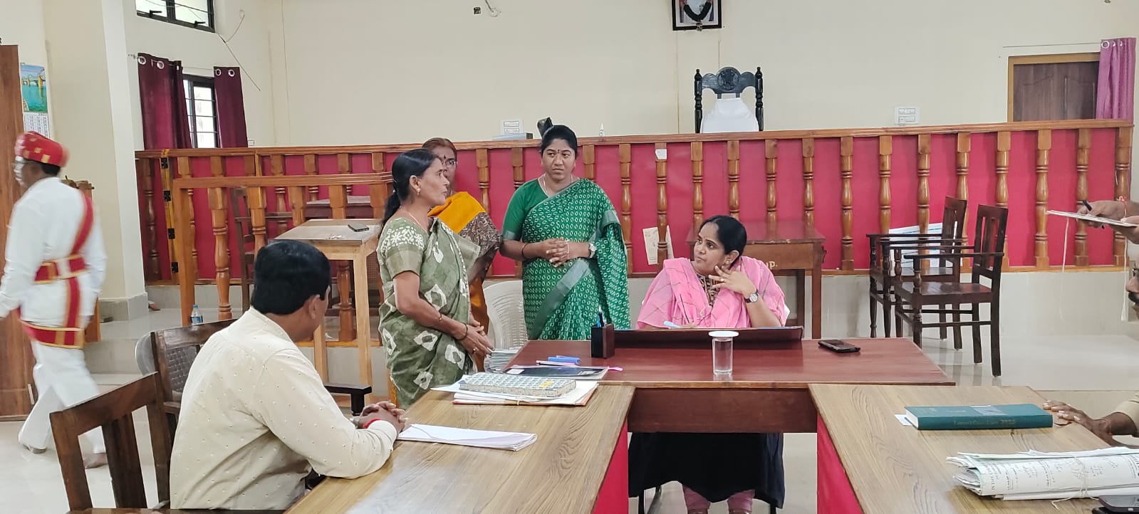 సామాజిక రుగ్మతలపై చైతన్యం తేవాలి