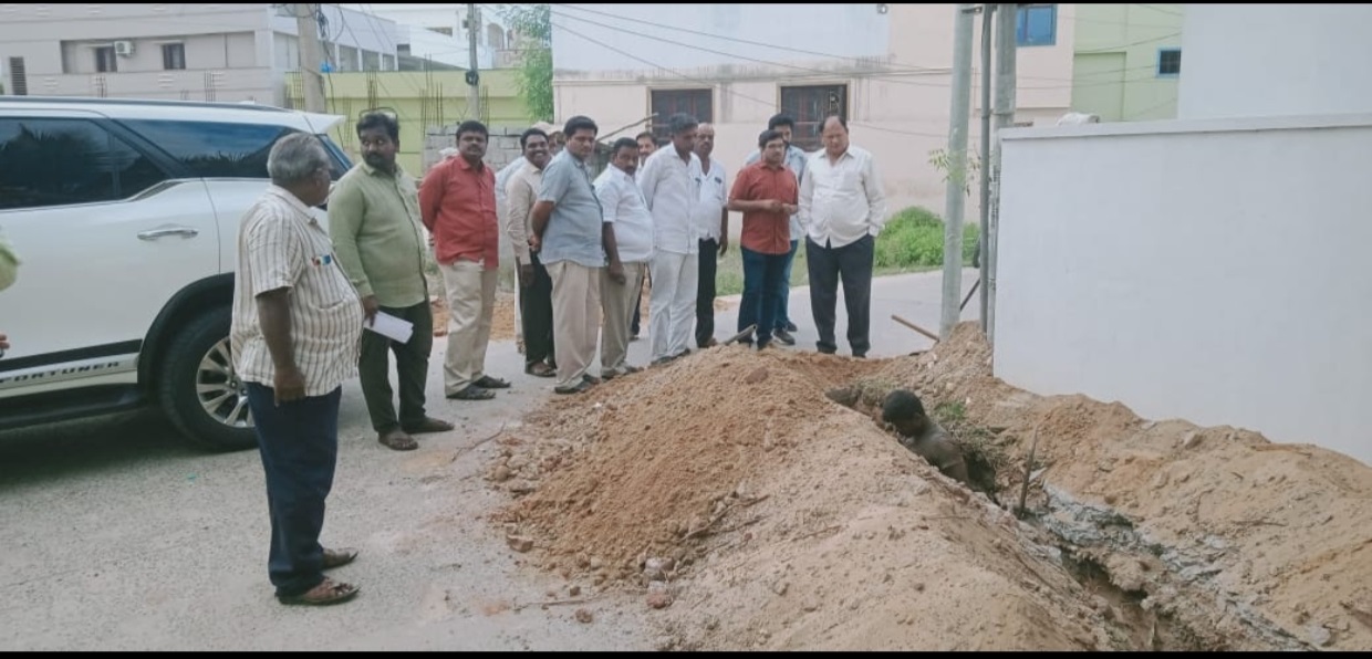 రోశయ్య కాలనీలో ఏర్పాటుచేసిన త్రాగు నీటి పైపులైన్