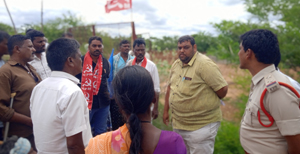వారికే ఇవ్వాలి