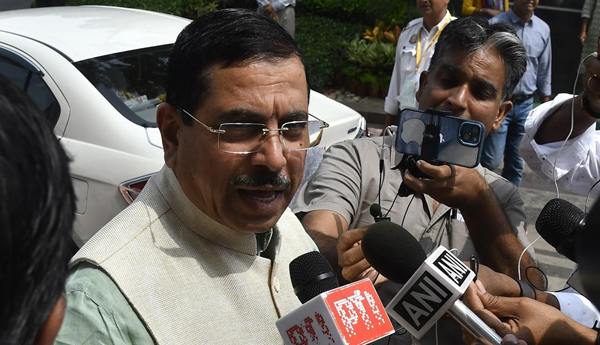 Government announces all-party meeting