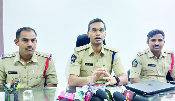 గణపతి ఉత్సవాలకు అనుమతి తప్పనిసరి : ఎఎస్‌పి