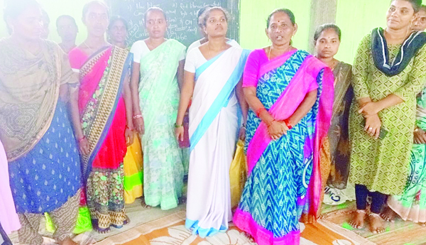 ఆశా, సిహెచ్‌డబ్ల్యుల సమస్యలు పరిష్కరించాలి