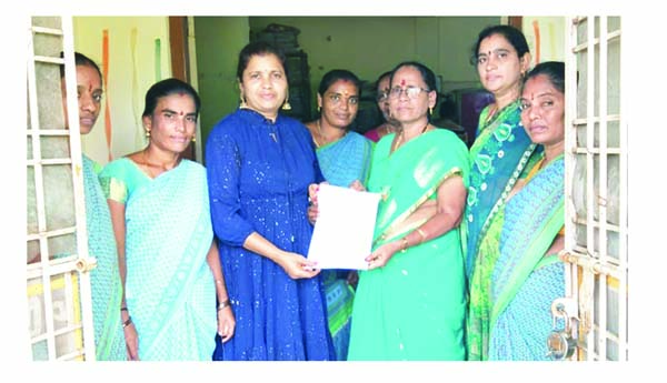 అంగన్వాడీల సమస్యలు పరిష్కరించాలి