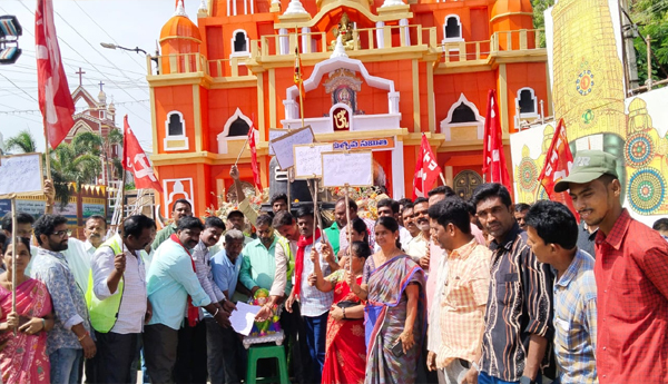 Give-the-CM-good-sense-to-resolve-labor-issues